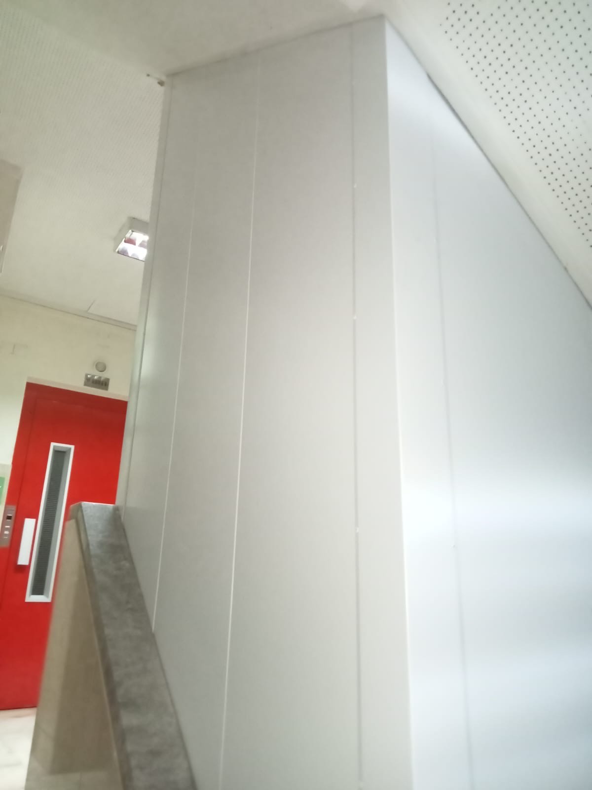 Vedação de elevador a Chapa Lacada