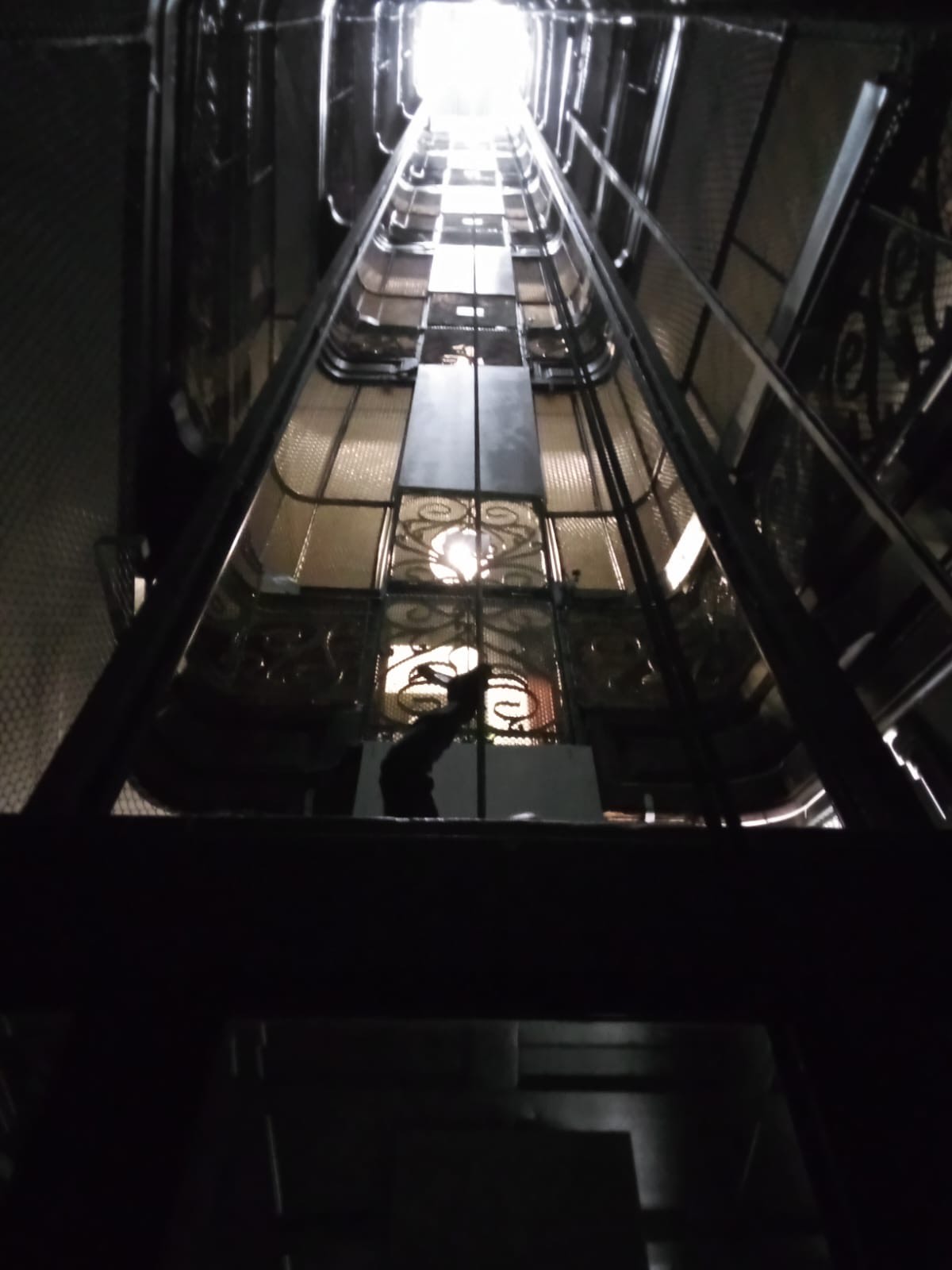 Vedação de elevador em rede